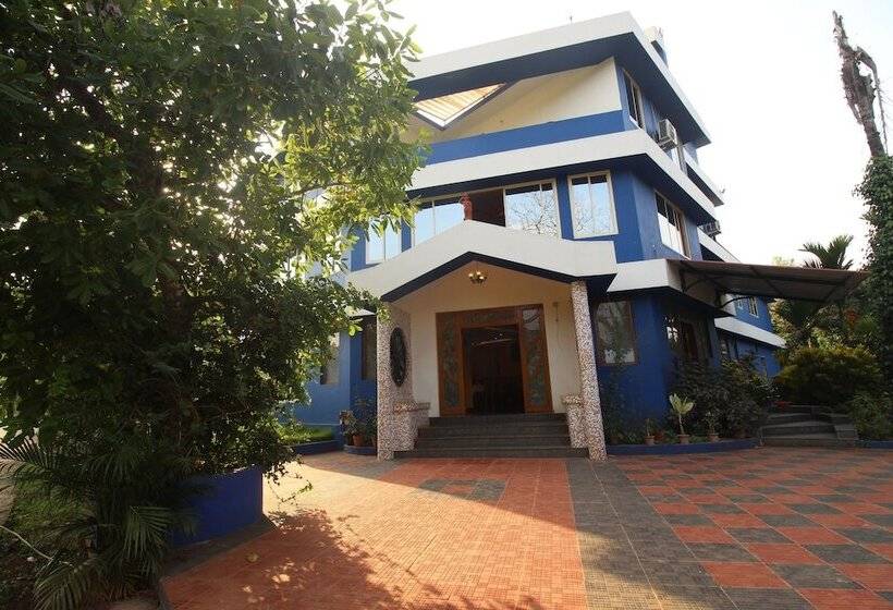 호텔 Chrisander's Resort By Oyo Rooms