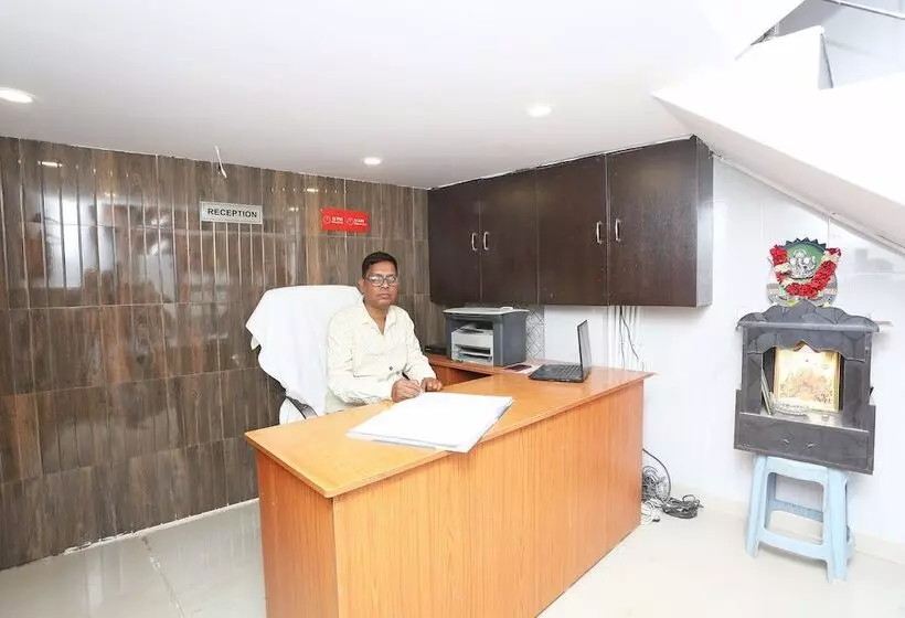 ホテル O Manoj