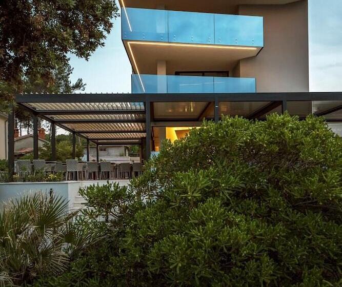 בית מלון כפרי Maritime