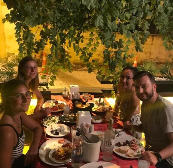 בית מלון כפרי Ozenturku