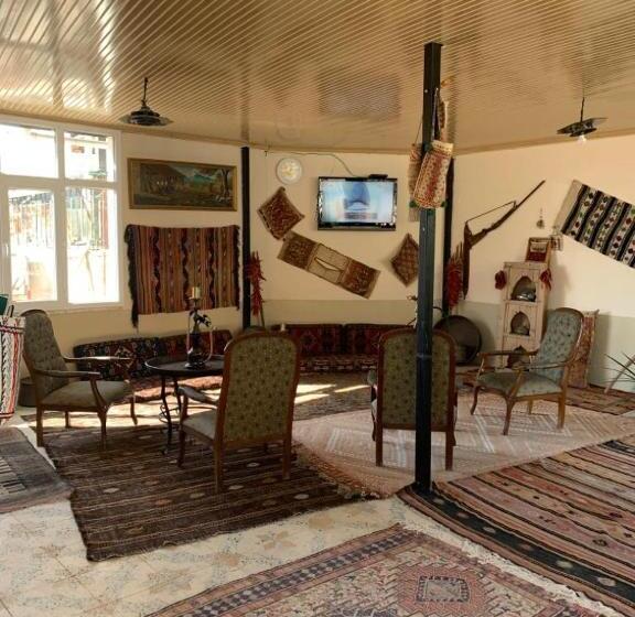 בית מלון כפרי Ozenturku