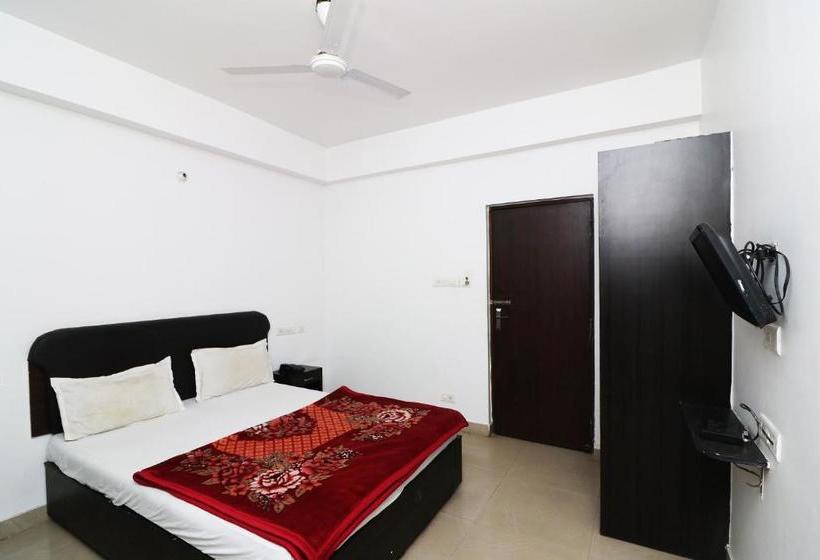 בית מלון כפרי Spot On 42243 Shubh Sarthak