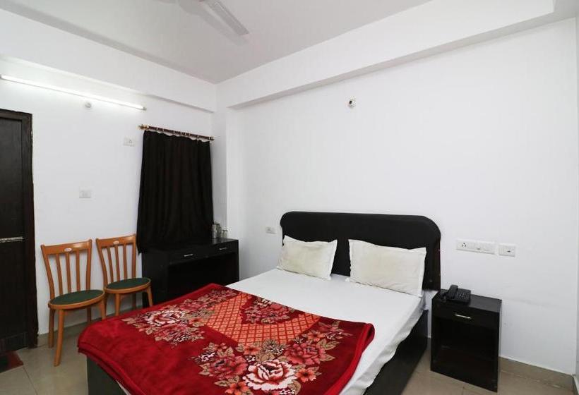 בית מלון כפרי Spot On 42243 Shubh Sarthak