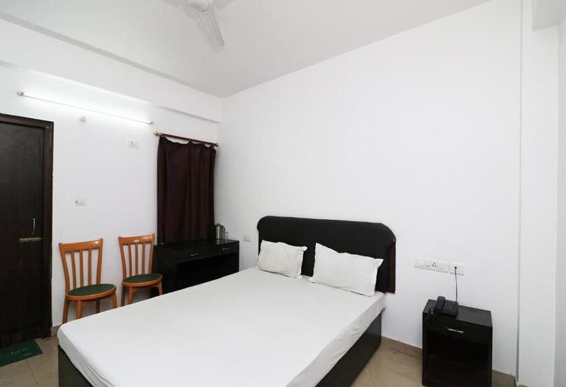 בית מלון כפרי Spot On 42243 Shubh Sarthak