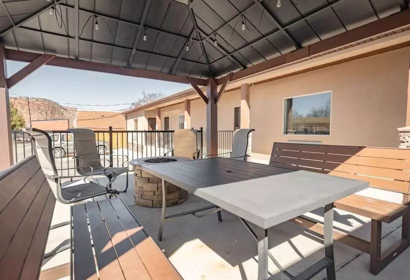Motelli Kanab Suites