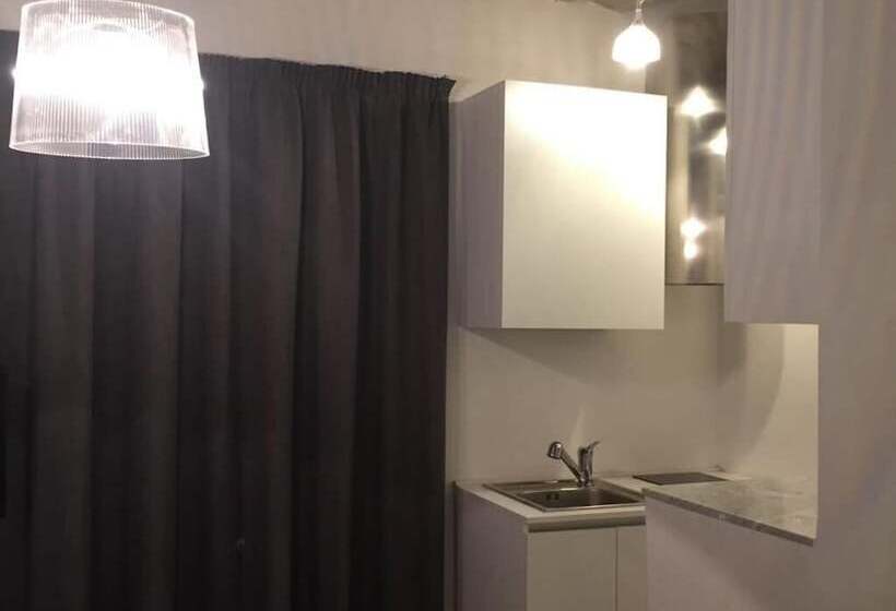 بنسيون Camere Nicolina 2