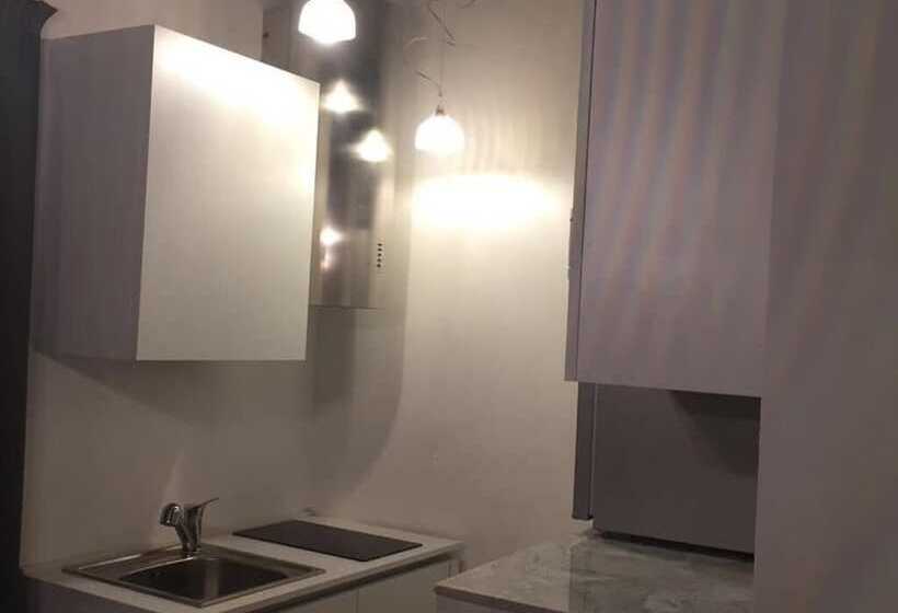 بنسيون Camere Nicolina 2