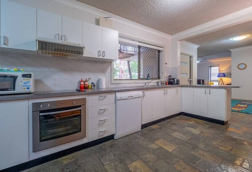 The Waves Port Macquarie