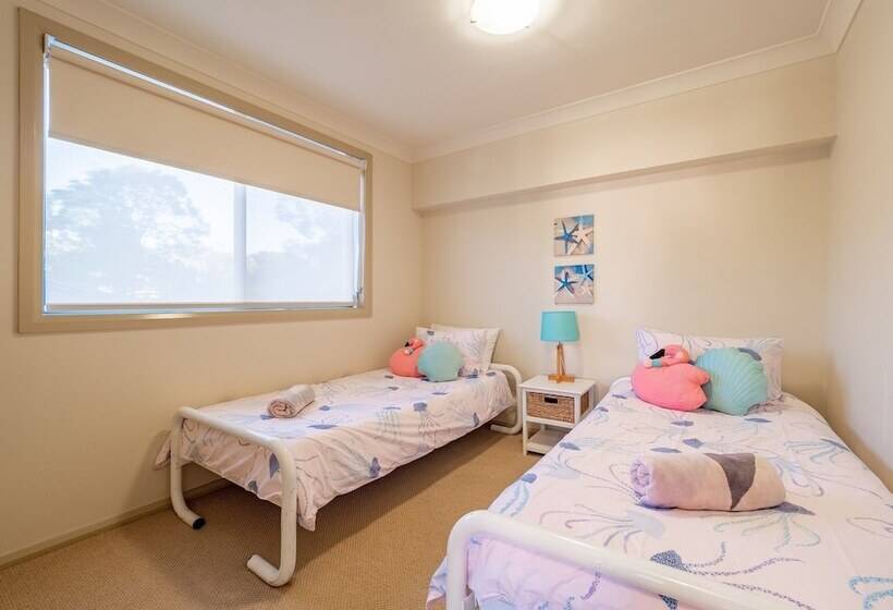 The Waves Port Macquarie