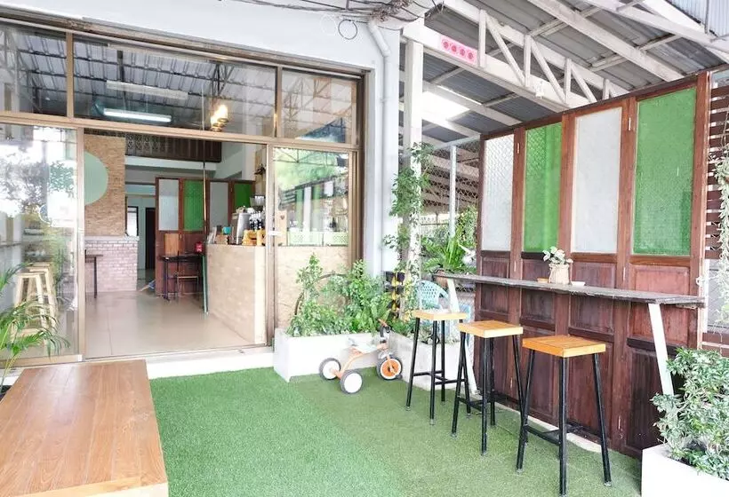 هاستل Krodyle Mindfulness House