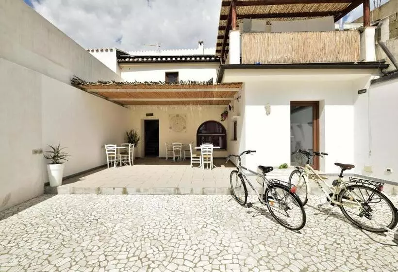 ベッドアンドブレックファースト Al Vicoletto   Genuine Hospitality