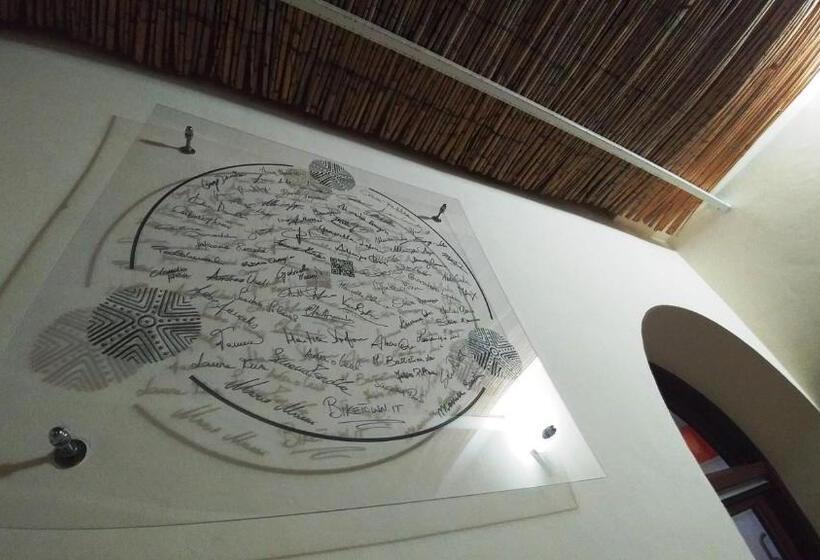 ベッドアンドブレックファースト Al Vicoletto   Genuine Hospitality