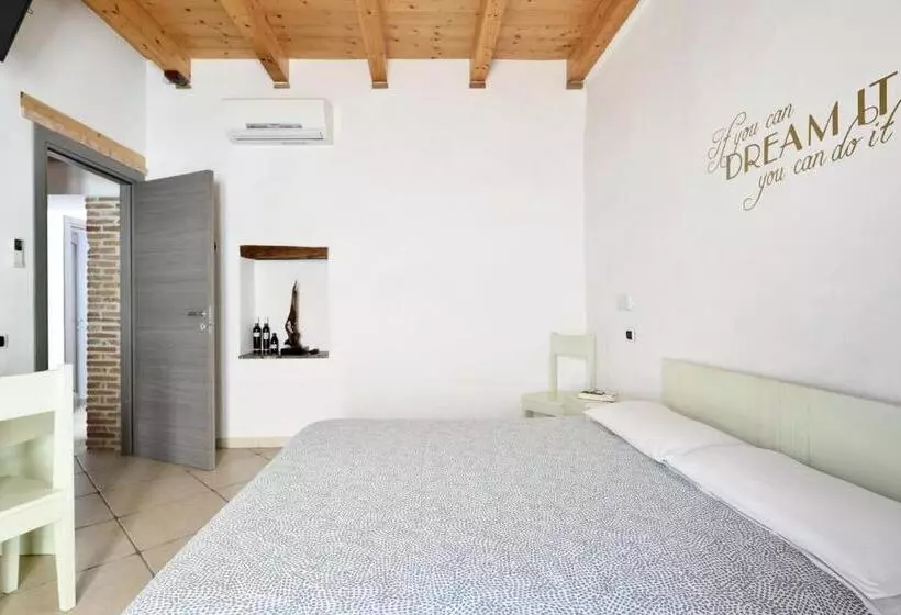 ベッドアンドブレックファースト Al Vicoletto   Genuine Hospitality