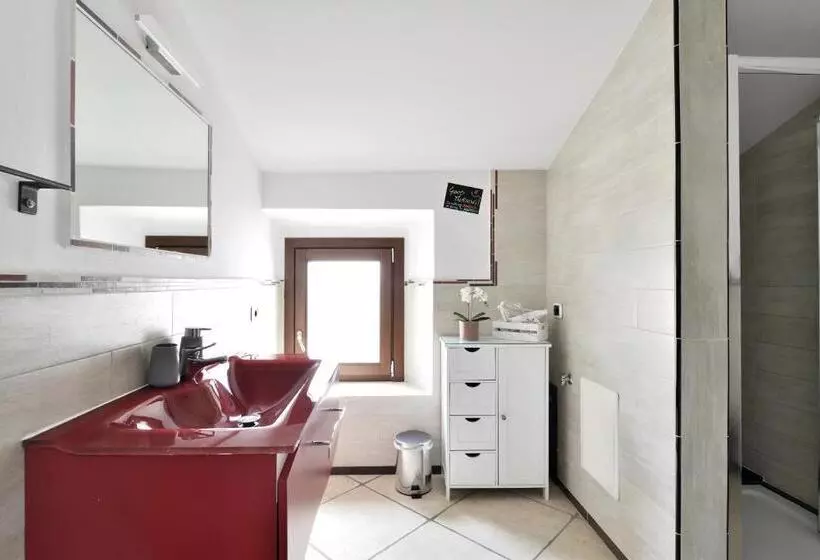 ベッドアンドブレックファースト Al Vicoletto   Genuine Hospitality