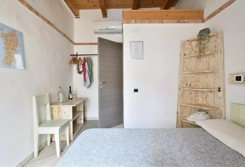 ベッドアンドブレックファースト Al Vicoletto   Genuine Hospitality