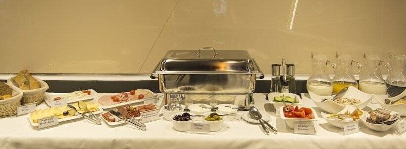 Garni Hotel Boutique 25h