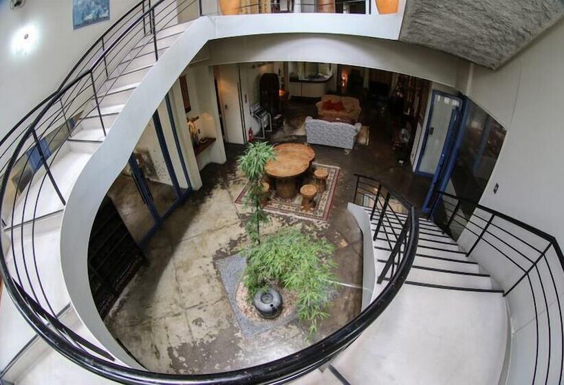 Resort Hotel Front Stage