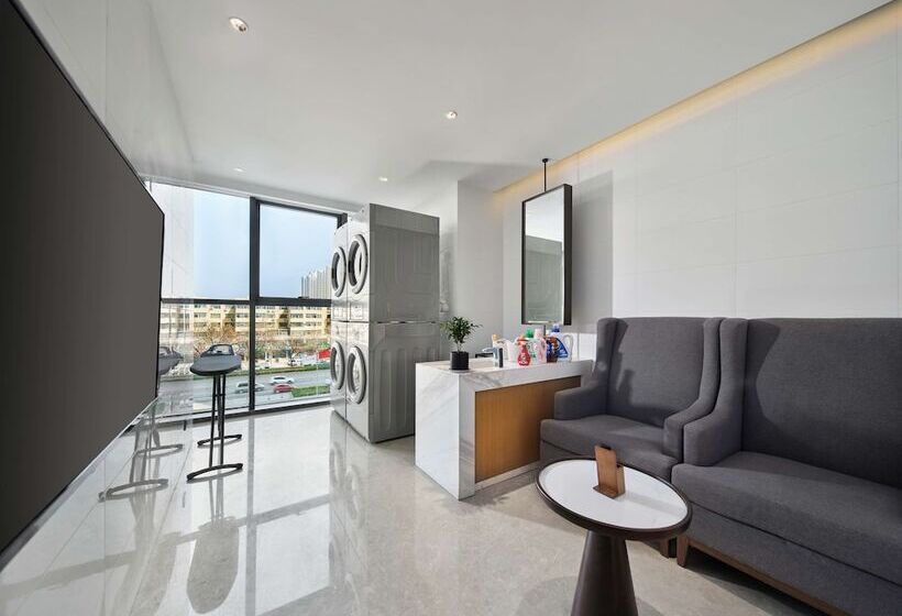 בית מלון כפרי Hilton Garden Inn Heze