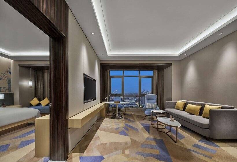 בית מלון כפרי Hilton Garden Inn Heze