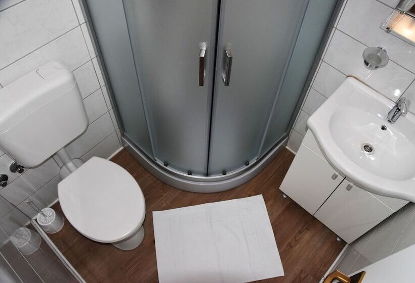 فندق Levantara Kamp