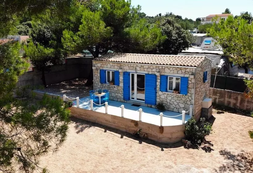 Hotelli Levantara Kamp