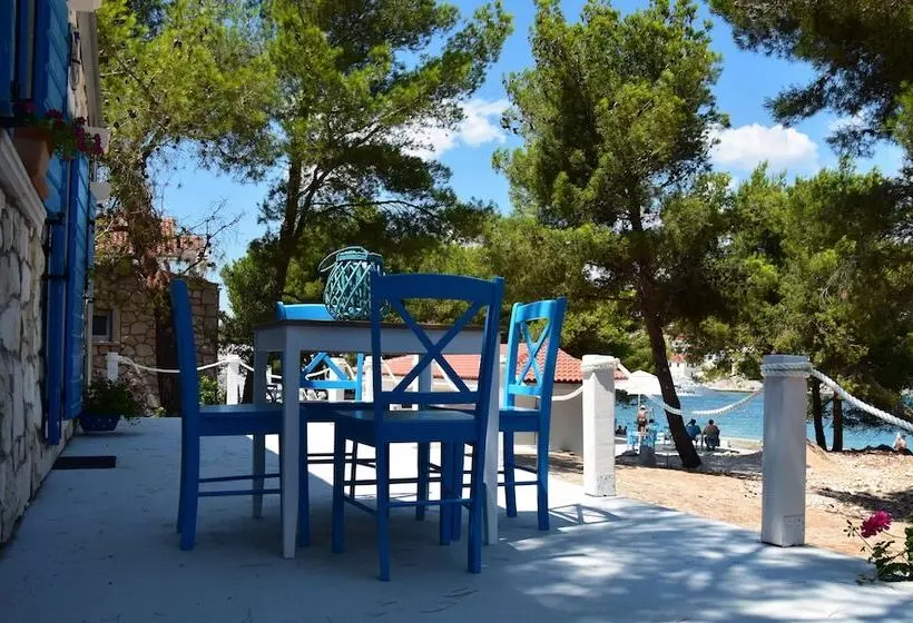 Hotelli Levantara Kamp