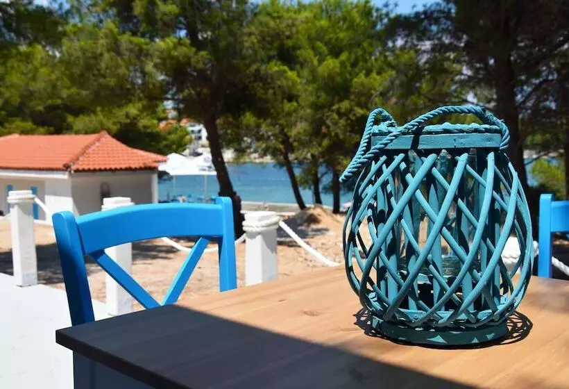 Hotelli Levantara Kamp