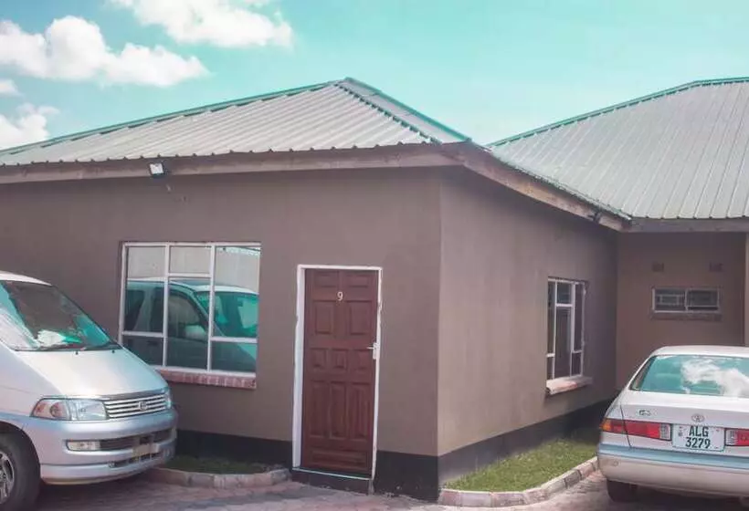 هتل Libala South Executive Lodge