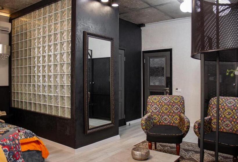 هتل Manna Boutique