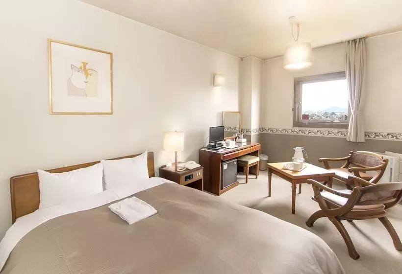 Hotelli Mishima Plaza