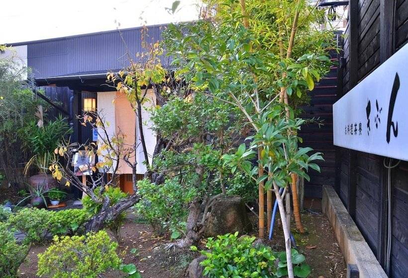 בית מלון כפרי Omura Central