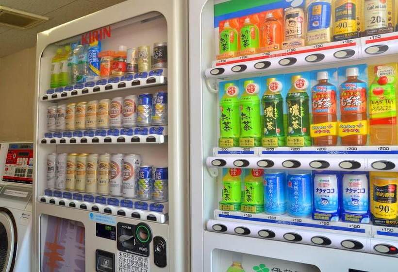 בית מלון כפרי Omura Central