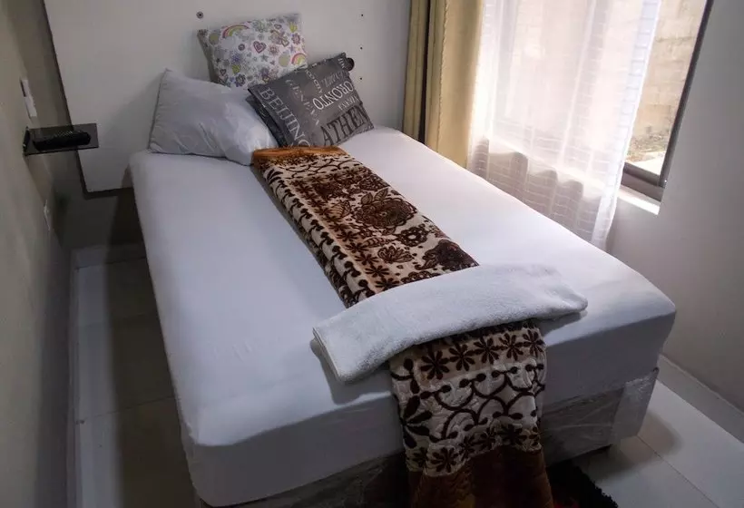 هتل Shamrock Lodge