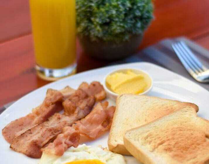 פנסיון Keira Tourist Inn