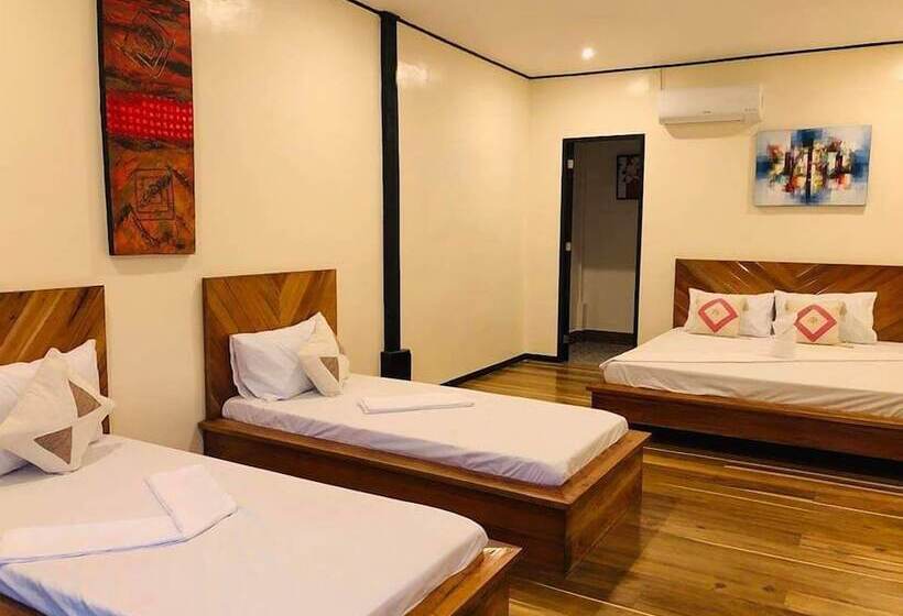 פנסיון Keira Tourist Inn