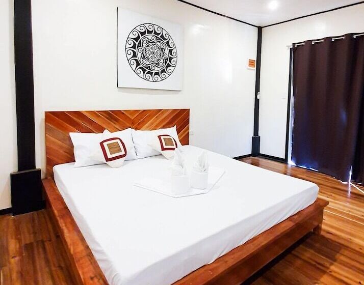 פנסיון Keira Tourist Inn