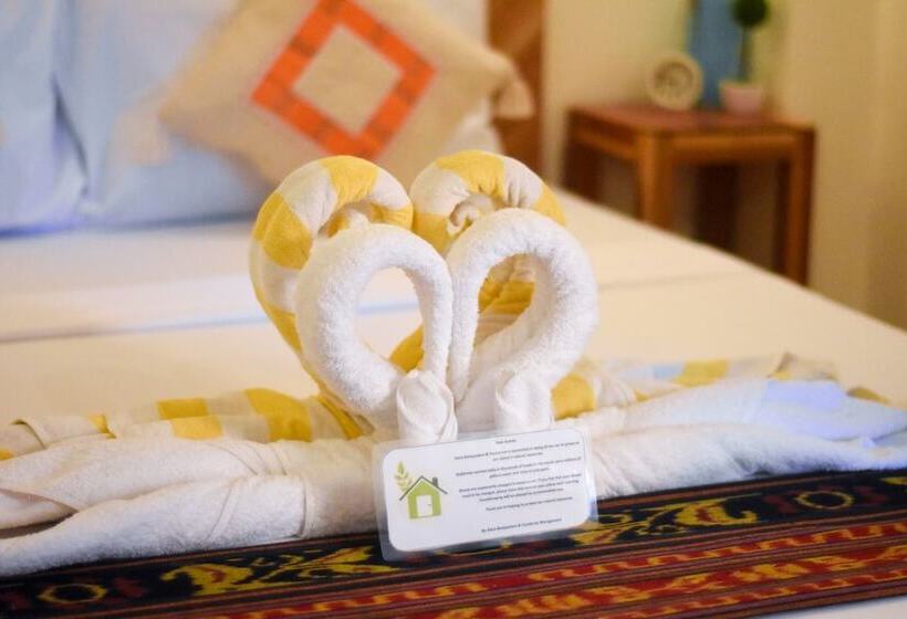 פנסיון Keira Tourist Inn