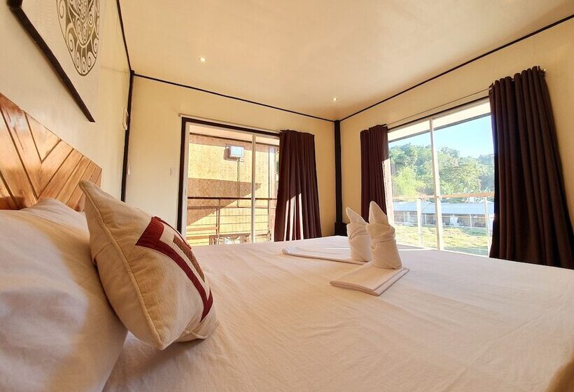 פנסיון Keira Tourist Inn