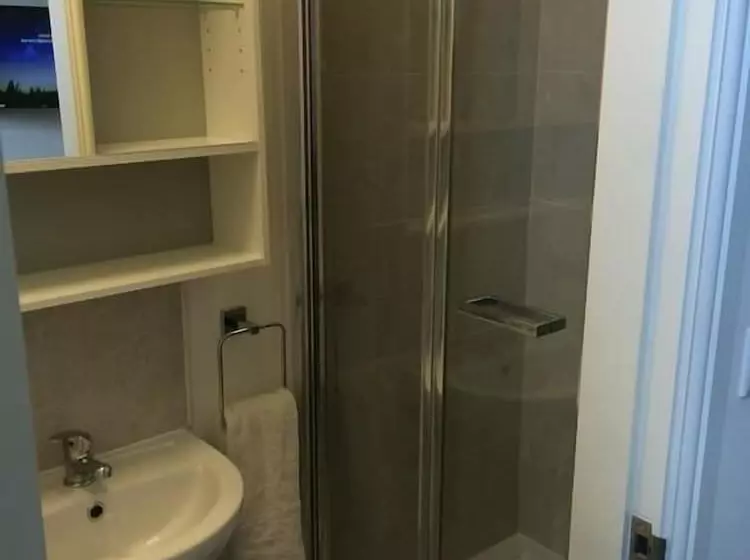 Majatalo Regent Serviced Suites