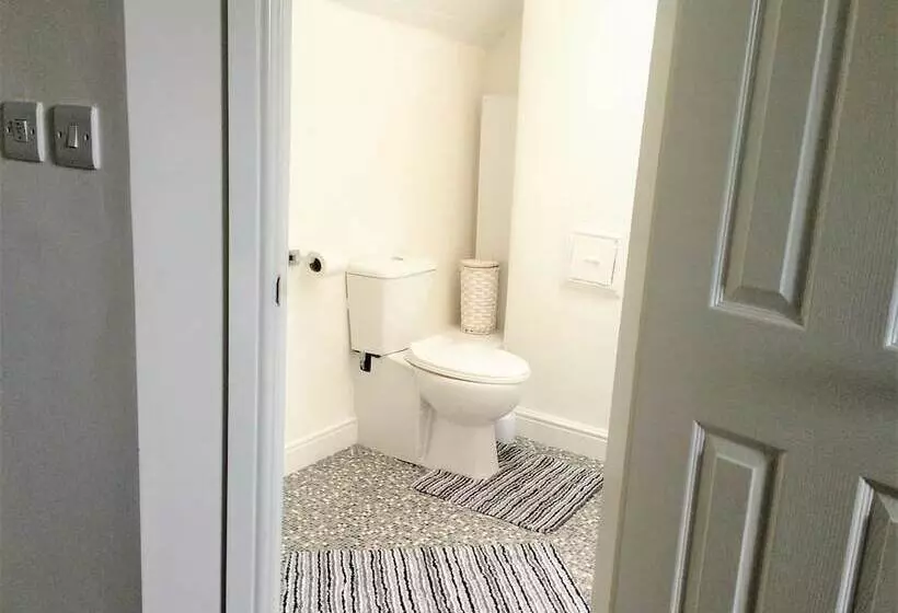 Majatalo Regent Serviced Suites