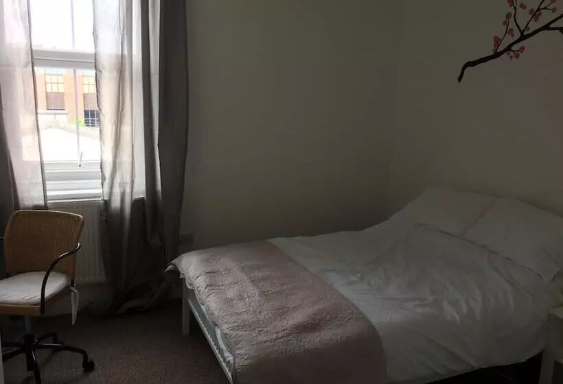 Majatalo Regent Serviced Suites