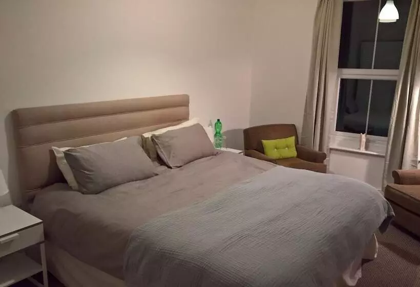 Majatalo Regent Serviced Suites