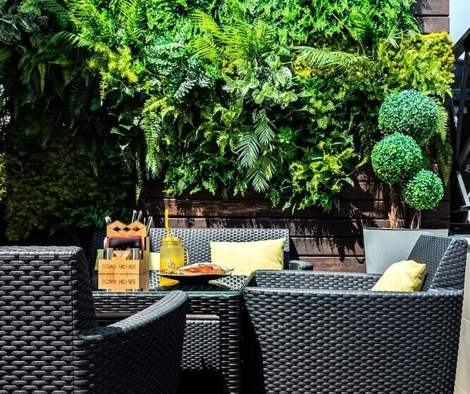 פנסיון Sowa House