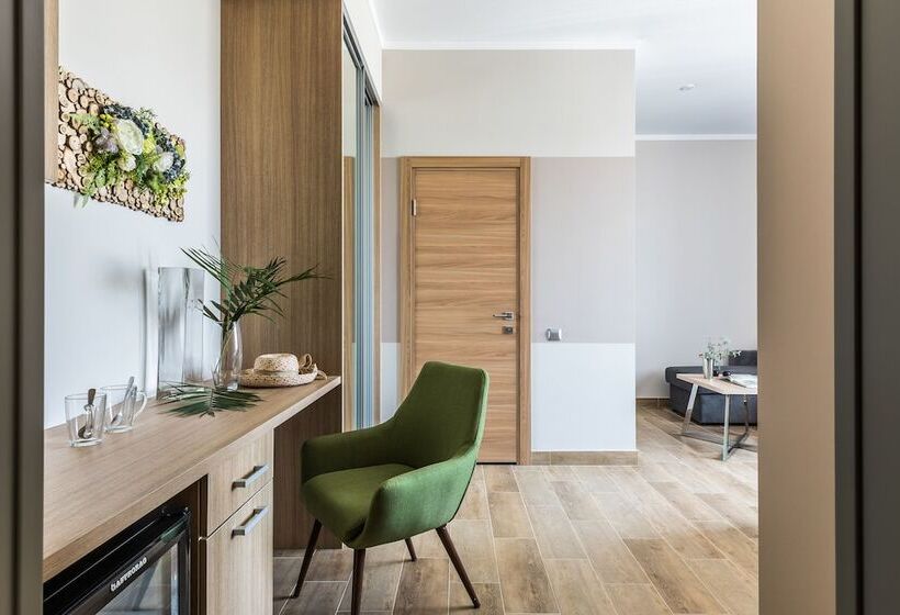 פנסיון Sowa House