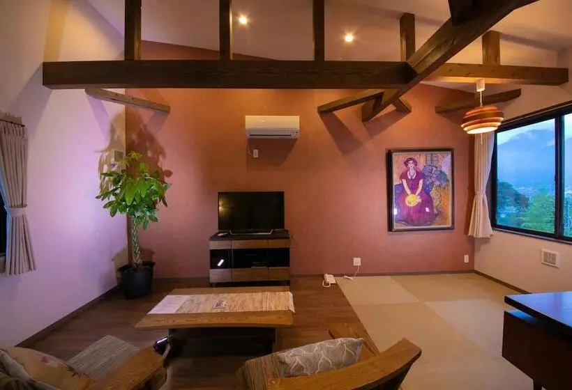 Ryokan Yufuin Zen