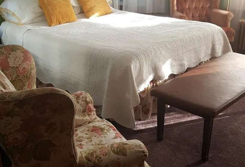 1922 Starkey House Bed & Breakfast Inn