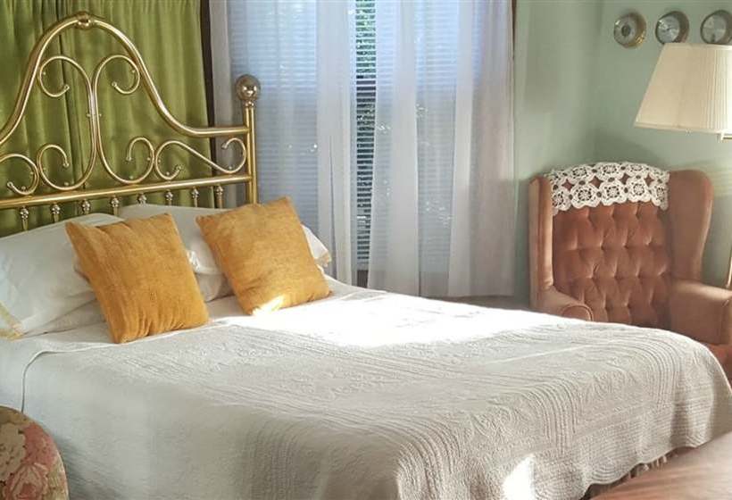 1922 Starkey House Bed & Breakfast Inn