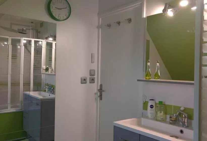 B&b Mycolorhouse
