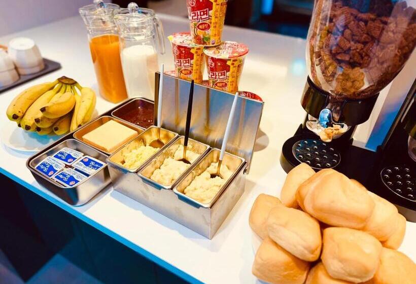 Busan Seomyeon Business Hotel J7