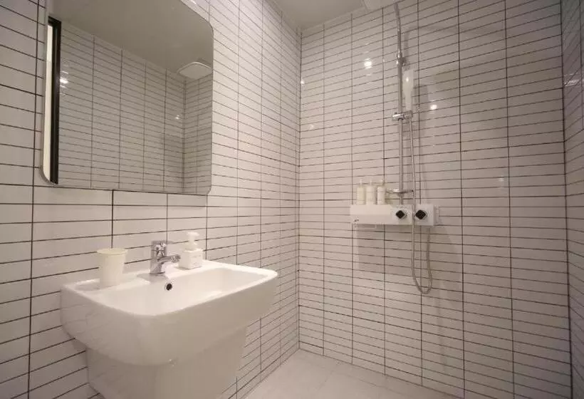 Busan Seomyeon Business Hotel J7